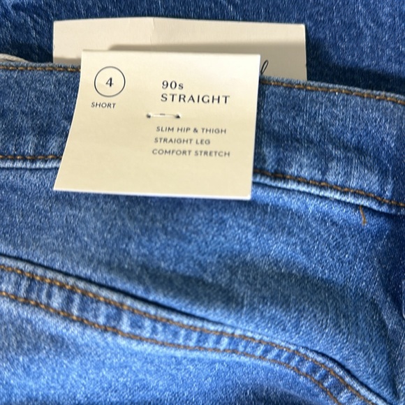 Universal thread women’s comfort stretch 90’s straight leg short - Picture 9 of 9